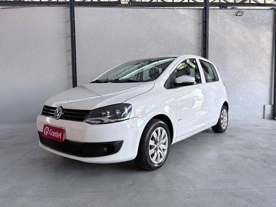 VOLKSWAGEN FOX 1.0 MI 8V FLEX 4P MANUAL VOLKSWAGEN FOX 1.0 MI 8V FLEX 4P MANUAL